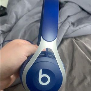 Blue beats EP. corded  used. Like new